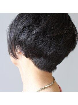 ハイク(HYKE) 大人のショートボブスタイル oik