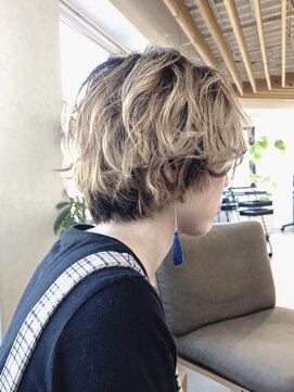 リアン(Lien) 欧米人風ウェーブショート♪