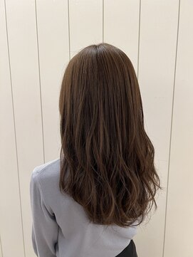 アドラーブル はなみずき店(adorable) 20代30代超うる艶立体感★レイヤーハイライトブラウンウルフ