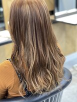 カーサ バイ ハミュウ たまプラーザ(CASA by Humium)&nbsp;立体感♪バレイヤージュ×イエローベージュエレガントパーマ