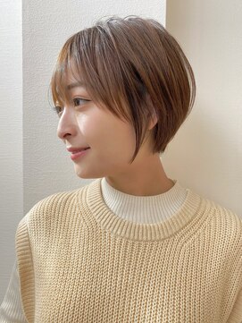 ロンドアベニール 北千住(Lond avenir) 丸みショート　ペールベージュ　西田