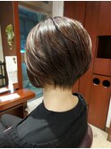 ショートボブ