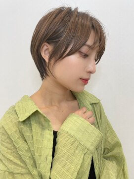 トルネード(TORNADO) ショートショコラアッシュバニラベージュエアリーカールt72