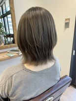 ギフト(Gift. hair&spa)&nbsp;【Gift.hair&spa】ホワイトミルクティーインナーカラー