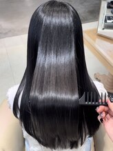 トリートメント施術前の髪とは違う仕上がりを実感♪