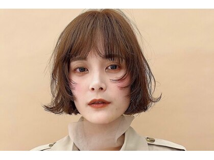 シアン(SYAN)の写真