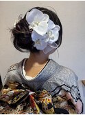 かっこいい雰囲気のヘアアレンジ 高めのお団子/まとめ髪#3
