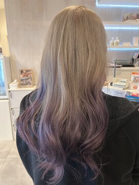 プラス ファースト ヘア(Plus 1st) グラデーションカラー×ゆるふわ巻き