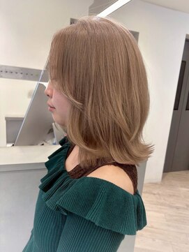 ルーブ トウキョウ(Loob. TOKYO) 池袋ハイトーンカラーブロンドミルクティーベージュケアブリーチ