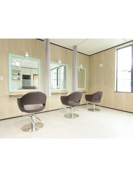 美容室って緊張する…そんな方におすすめのサロン"Liberte"☆リラックスできる空間で、心も髪も癒される♪