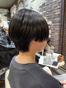 ヘアー クリエイト カルバリ(HAIR CREATE Calbari) センターマッシュショート