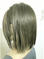 ローグ ヘアー 金町店(Rogue HAIR)&nbsp;ハイライトデザインカラーオリーブグレー小顔レイヤーカット