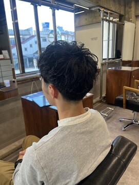 タメ(tame-) サーフカール/フェザーパーマ/ブルーブラック【都賀/メンズ】