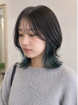 エヌア(ENURE) グリーンインナーショートボブ