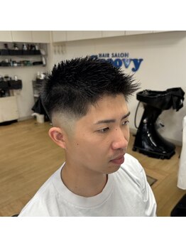 グルービー(Groovy)の写真/フェードカット短髪ショートで洗練された印象へ!イケメン級のヘアを叶えるサロン