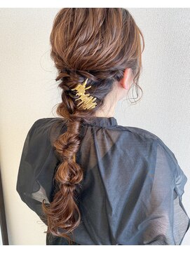 デコヘアー キートス(DECO HAIR kiitos) ゆるっと編み下ろし