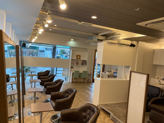 アズヘアー(a z.hair)