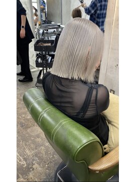 アポロ 横浜駅店(apollo) ブリーチ2回 ホワイトカラー