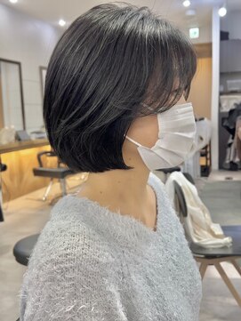 ビュー フクオカ(VIEW FUKUOKA) モードに大人可愛いダークアッシュイメチェンボブ