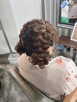 リエラ 新宿(RIERA)&nbsp;編み込みお団子ツイン