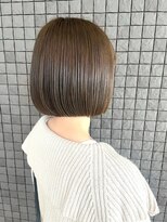 ベルプロッドバイアルター 千葉(bel. prod by aL-ter)&nbsp;グレージュカラー/シルキーベージュ/斜めバング[千葉駅]