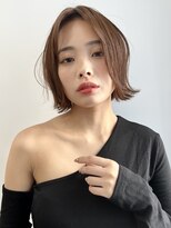 ヴェイン 渋谷(vain)&nbsp;★くびレイヤー黒髪エモージュ小顔レイヤーロンググレーベージュ