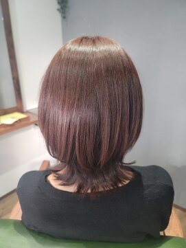 ヘアモグ(hair Mogu) 外ハネ×ウルフヘアー