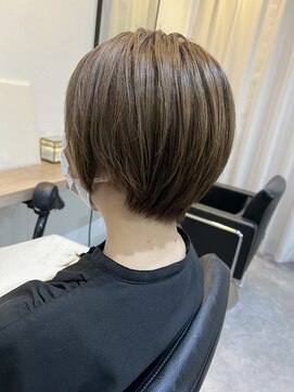 フルール(Fleur) 恵比寿 ショートヘア ミセスショート 白髪染め 白髪ぼかし