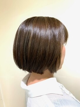 アズール 草加(azule) ミニボブ　ハイライトカラー【草加/草加駅東口】