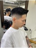 ベリーショートアップバングスキンフェード