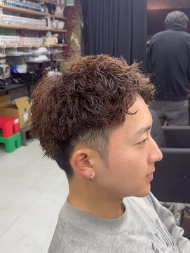 カーニー 北千住(kearny) メンズカットパーマ/ニュアンスパーマ/フェザーパーマ[北千住]