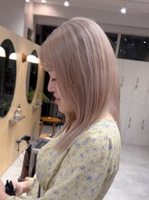 《*家での一手間で、ダメージレスに*》洗い流さないトリートメントで、ダメージケアをしながら色持ち良く＊