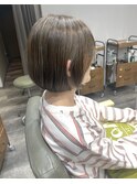 ショートボブ