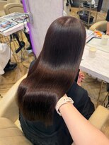 ロンド フィーユ(Lond fille)&nbsp;オリーブグレー/韓国風巻き/レイヤーカット/髪質改善/縮毛矯正