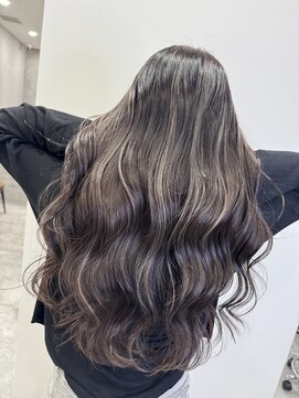 レイズアンダーバーホワイト(RAISE by _WHITE) ハイライト/コントラスト/レイヤーカット/大分美容室