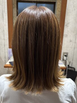 ファボリ(favori) 外ハネボブのメッシュオンカラー