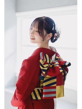 ラブリッシュ(LOVERICHE)の写真/【着物レンタルあり】2027年成人式ご予約受付中！系列スタジオでも撮影可能★大切な日はLOVERICHEへ*