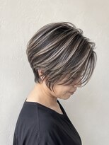 ウル(ulu)&nbsp;４０代　５０代　ハンサム系　白髪ボカシハイライト