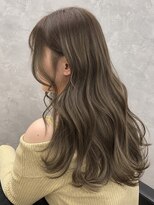 フンヌ フンヌ(funnufunnu) Wカラーでつくるオリーブカラー