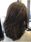 ミディアムレイヤースタイル ばっさりカット