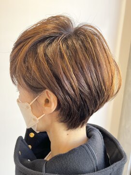 エニ(Eni) 【顔周り】ショート