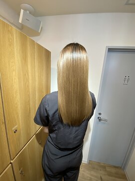 イオエ(ioe) 黒髪/ボブルフ/ネビージュ/小顔/ワンレン/髪質改善/グレージュ