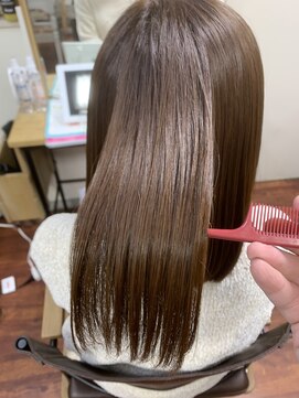 リアナ(RIANA) 髪質改善カラー