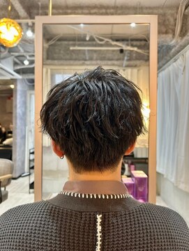 ヴィ 大宮(Vii) ダークアッシュ/カルマパーマ/アッシュブラック[メンズ/大宮]