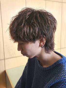 ニアウ 伊勢崎連取店(Niau) マッシュウルフ波巻きツイストスパイラルパーマメンズ