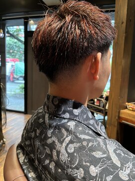 レパーン(Lepa) レッドスパイクショート