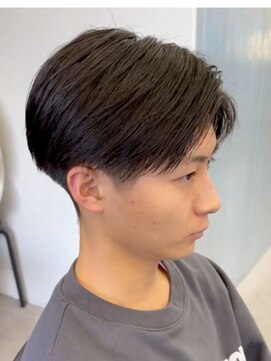 エルマーク 枚方(L-MARK) アップバングツーブロックバーバーフェードツイストメッシュ