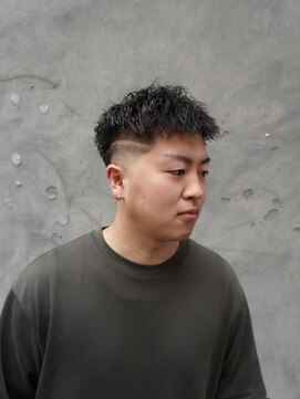 メンズグルーミングナンバーナイン(MEN'S GROOMING NUMBER NINE) フェードカット/ツイスパ/姫路
