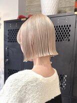 ヲタク(wotaku.)&nbsp;ホワイトブロンドベージュ切りっぱなしボブケアブリーチ
