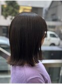 伸ばしかけ 切りっぱなしボブ